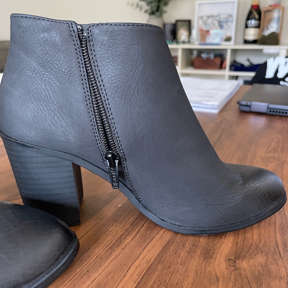 Booties - Picture 4 of 6